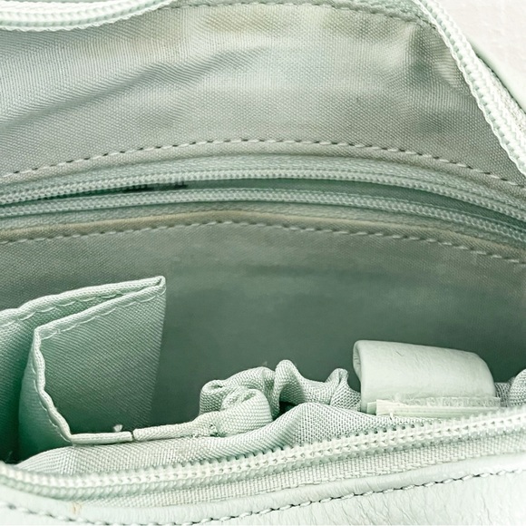 STONE MOUNTAIN Green Soft Leather Adjustable Strap Zipper Closure Shoulder Bag - Picture 12 of 14